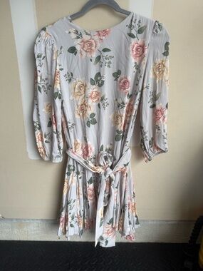 Vici Floral Tie-Waist Mini Dress in Gray with Pink & Cream Roses